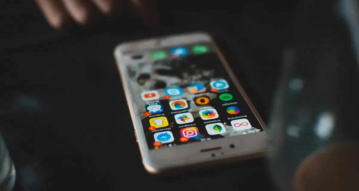 How to score your first AI quick wins: FAQ chatbots